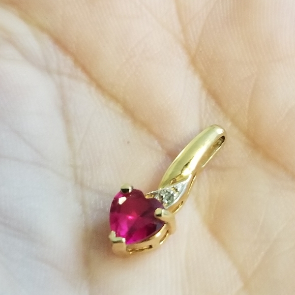 10k Gold Ruby Heart Pendant●Price is Firm - Picture 2 of 11